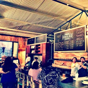 Tiny Bubbles: Hawaii Beer Reads for&nbsp;3/3/14