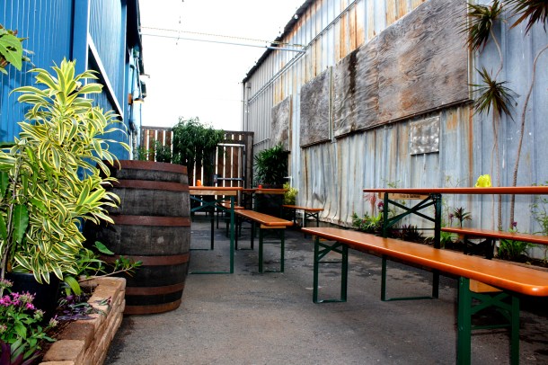 Honolulu Beerworks Beer Garden