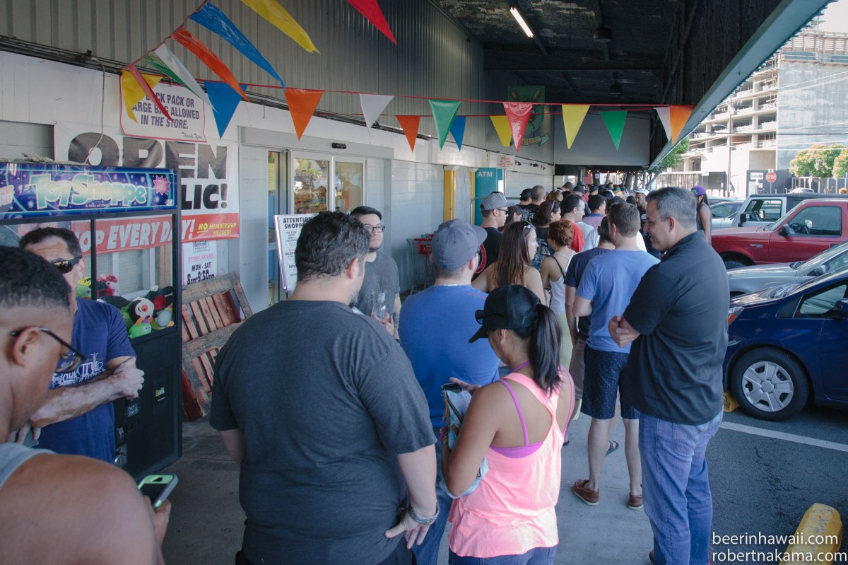 Zwanze Day 2015 Honolulu Real A Gastropub before coffee