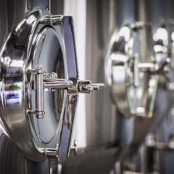 lanikai brewing company tanks